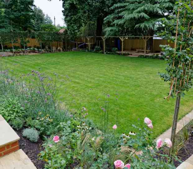 Coombe Large Back Garden with Climbing Frame - thumbnail