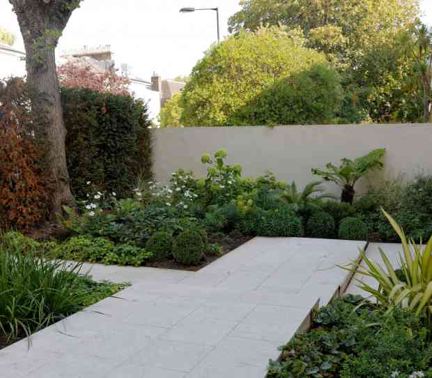 St John's Wood Front Garden - thumbnail