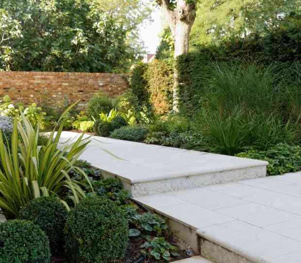 St John's Wood Front Garden - thumbnail