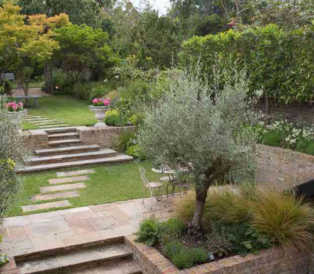 Traditional Back Garden, Richmond - thumbnail