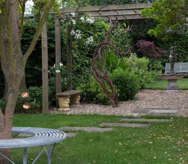 Traditional Back Garden, Richmond - thumbnail