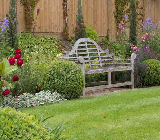 Large Luxury Garden Wimbledon - thumbnail