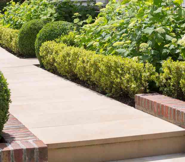 Wimbledon Large Luxury Garden - thumbnail