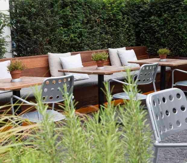 Bluebird Café, Kings Road Chelsea - thumbnail