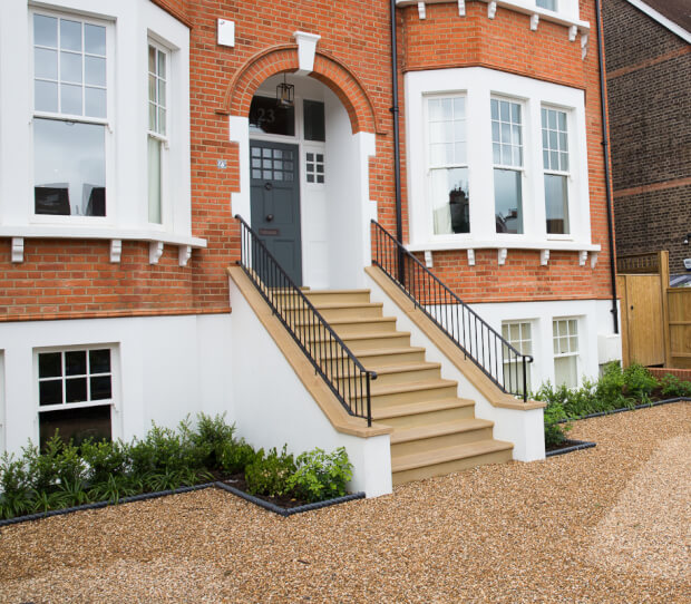 Large Wimbledon Front Garden - thumbnail