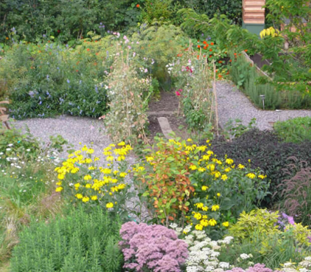 Richmond, Large Back Garden - thumbnail