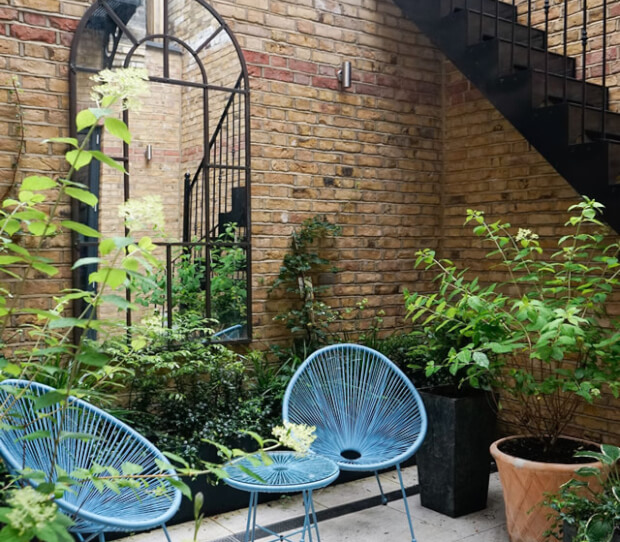 Wandsworth Common Light Well Courtyard 2 - thumbnail