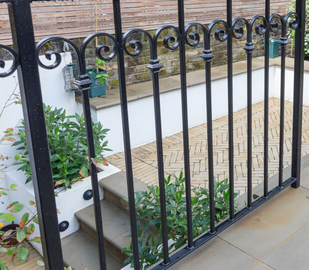 Notting Hill Garden 20-9 - thumbnail