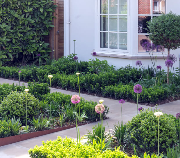 London Ditton Front Garden 4 - thumbnail