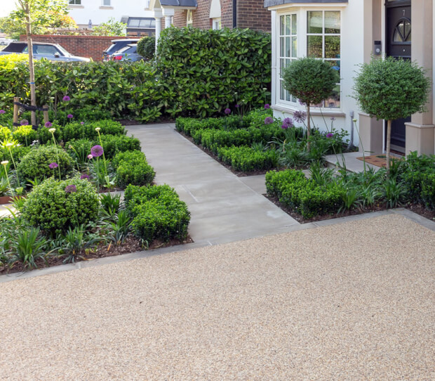 London Ditton Front Garden 61 - thumbnail