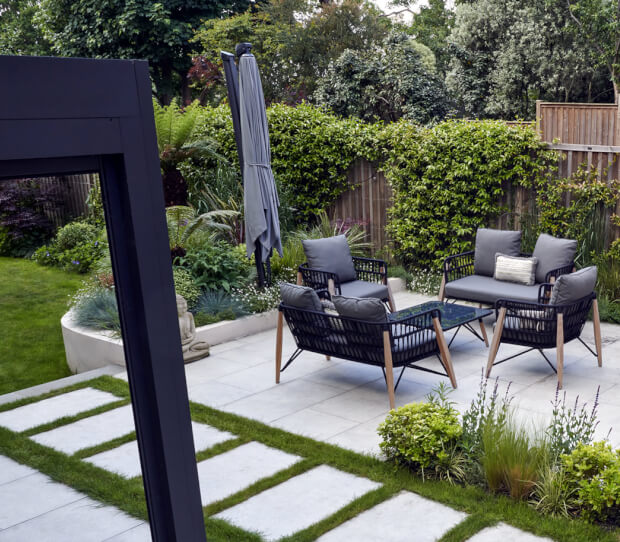 Wimbledon Garden With Pergola 4 - thumbnail